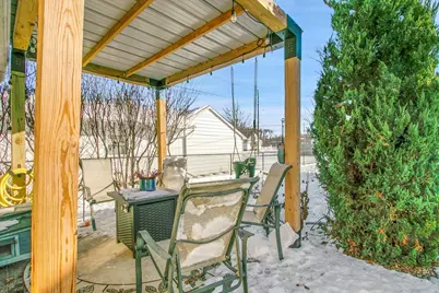 1203 Riverside Avenue, Streator, IL 61364 - Photo 15