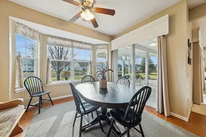 2545 Edgewater Drive, Elgin, IL 60124 - Photo 9