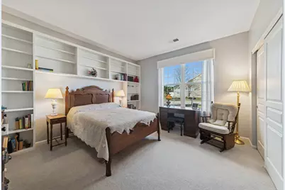 2545 Edgewater Drive, Elgin, IL 60124 - Photo 15