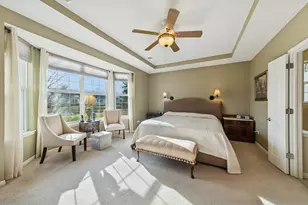 2545 Edgewater Dr, Elgin, IL 60124 - Photo 11