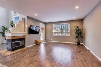 2304 Stonegate Road, Algonquin, IL 60102 - Photo 7