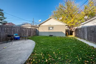 5306 W Roscoe St, Chicago, IL 60641 - Photo 11