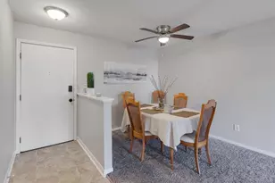 31 Washington Blvd, Mundelein, IL 60060 - Photo 7