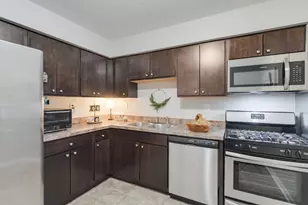 31 Washington Blvd, Mundelein, IL 60060 - Photo 9