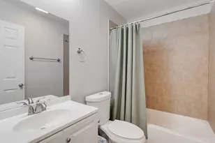 31 Washington Blvd, Mundelein, IL 60060 - Photo 15