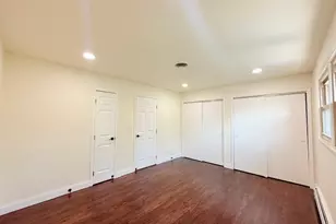 833 W Heritage Dr, Addison, IL 60101 - Photo 9