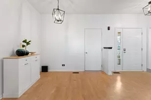 206 Sierra Pass Dr, Schaumburg, IL 60194 - Photo 9