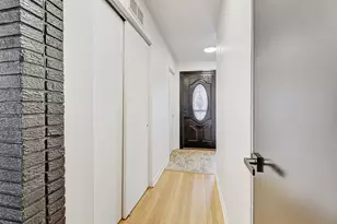 1343 Oxford Rd, Deerfield, IL 60015 - Photo 5