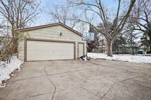 305 N Addison Ave, Elmhurst, IL 60126 - Photo 23