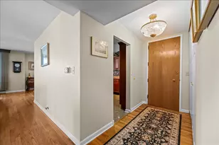 6007 N Sheridan Rd, Chicago, IL 60660 - Photo 3