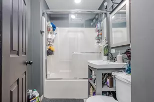 4910 W Walton St, Chicago, IL 60651 - Photo 9