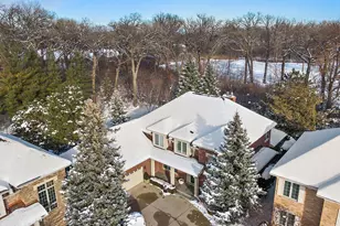 849 Country Club Ln, Northbrook, IL 60062 - Photo 45