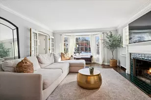 6770 N Keota Ave, Chicago, IL 60646 - Photo 3