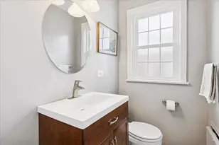 6770 N Keota Ave, Chicago, IL 60646 - Photo 9