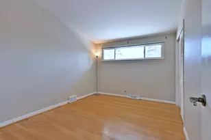 521 Michael Manor, Glenview, IL 60025 - Photo 21