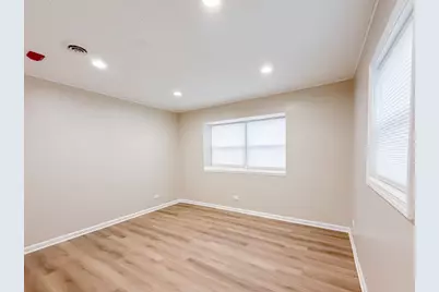 106 E State Road #2B, Island Lake, IL 60042 - Photo 11