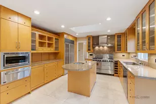 825 Downing St, Northbrook, IL 60062 - Photo 3