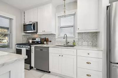 118 N Cedar Street, Palatine, IL 60067 - Photo 9