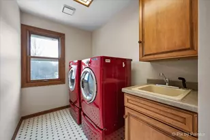 5N022 Hunters Ln, Saint Charles, IL 60175 - Photo 37