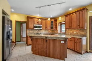 5N022 Hunters Ln, Saint Charles, IL 60175 - Photo 21