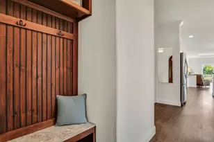 305 Legacy Ct, Grayslake, IL 60030 - Photo 21