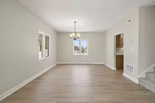 101 Sun St, Stelle, IL 60919 - Photo 9