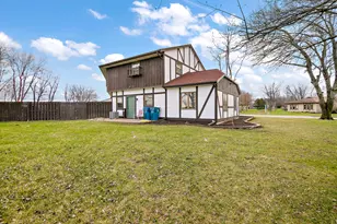 101 Sun St, Stelle, IL 60919 - Photo 21