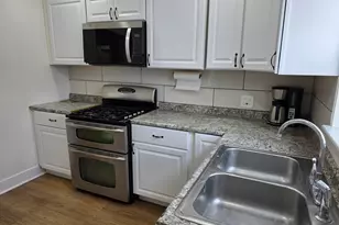 803 Broadway Ave, North Chicago, IL 60064 - Photo 25