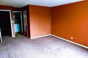 350 Plum Creek Dr, Wheeling, IL 60090 - Photo 11