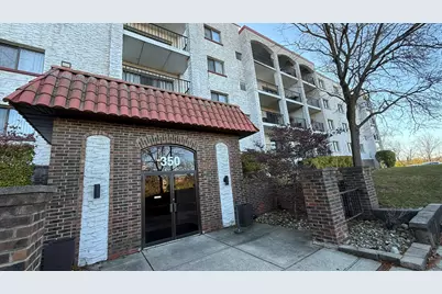 350 Plum Creek Drive #205, Wheeling, IL 60090 - Photo 1