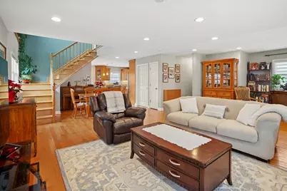 420 Radcliffe Avenue, Des Plaines, IL 60016 - Photo 5