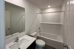 573 Yosemite Wy, Mundelein, IL 60060 - Photo 9