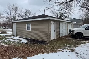 200 N Harrison St, Flanagan, IL 61740 - Photo 5