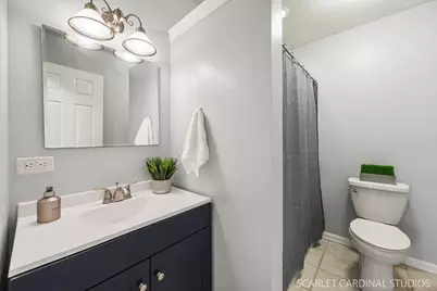 1484 Stonebridge Circle #B2, Wheaton, IL 60189 - Photo 9