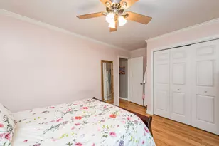 37114 N Shirley Dr, Gurnee, IL 60031 - Photo 11