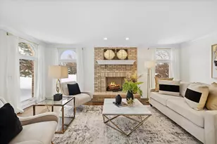 22925 W Schwerman Rd, Mundelein, IL 60060 - Photo 5