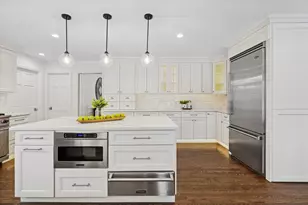 22925 W Schwerman Rd, Mundelein, IL 60060 - Photo 7