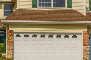 5120 Deblin Ln, Oak Lawn, IL 60453 - Photo 1