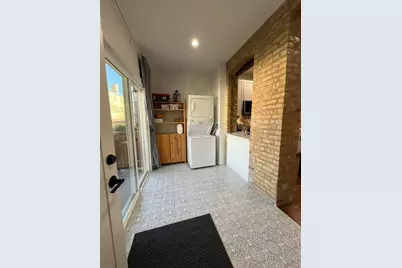 2548 W Argyle Street #1, Chicago, IL 60625 - Photo 7