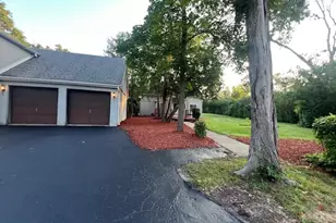 14935 W Old School Rd, Libertyville, IL 60048 - Photo 29