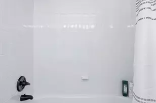 6000 E Lake Dr, Lisle, IL 60532 - Photo 25