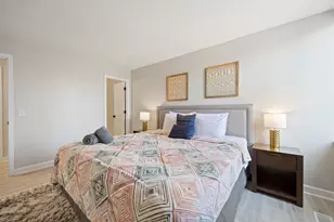 6000 E Lake Dr, Lisle, IL 60532 - Photo 27