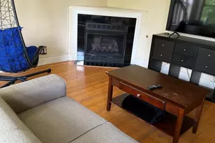 4027 W Crystal St, Chicago, IL 60651 - Photo 5