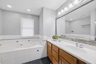 309 N Clinton Ave, Elmhurst, IL 60126 - Photo 23