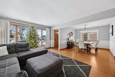 309 N Clinton Avenue, Elmhurst, IL 60126 - Photo 7