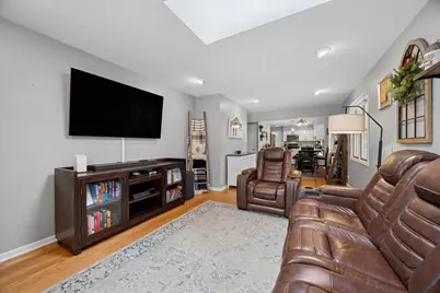 309 N Clinton Avenue, Elmhurst, IL 60126 - Photo 21