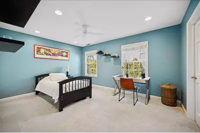 [Address not provided], Wilmette, IL 60091 - Photo 35