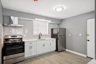 1910 S 16th Ave, Broadview, IL 60155 - Photo 3