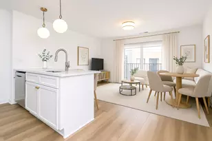 9396 Landings Ln, Des Plaines, IL 60016 - Photo 13