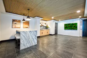 9396 Landings Ln, Des Plaines, IL 60016 - Photo 3